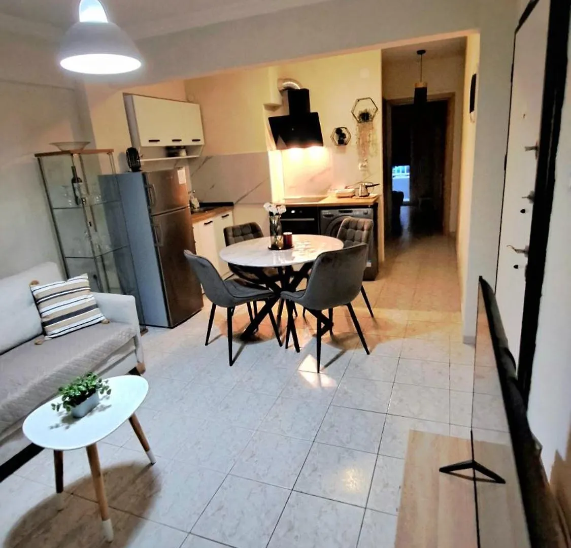 Soli Apartment Néoi Epivátai