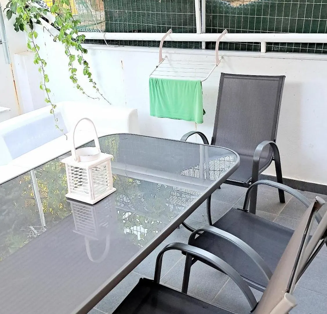 Soli Apartment Néoi Epivátai